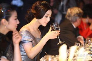 明星开会喝酒视频合集,明星聚会饮酒瞬间大盘点