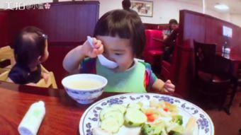 网红小孩爱吃饭是谁,揭秘网络红人的美食魅力