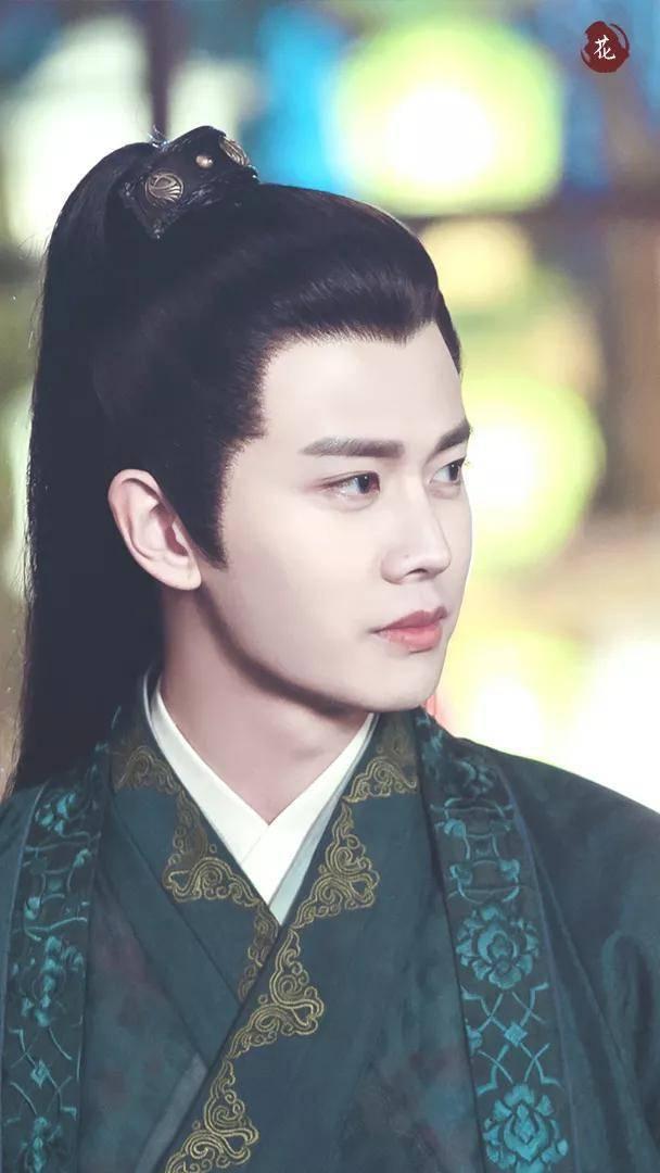 男明星古装手势图片,探寻男明星古装手势之美