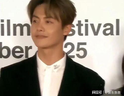 男明星的那个动了