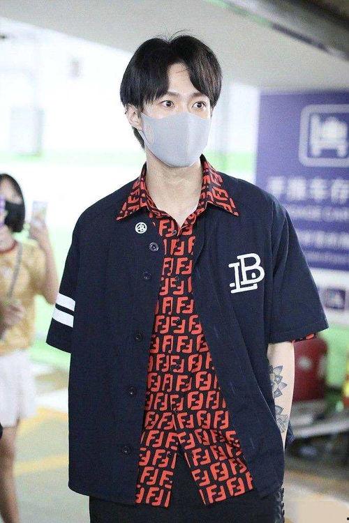 嘻哈风明星,街头文化中的璀璨星辰